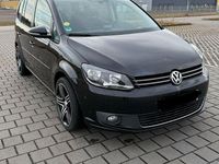 Gebraucht VW Touran Cup 105 PS (77 kW) 2014 Schwarz Van / Kleinbus