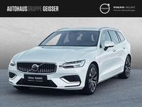Gebraucht Volvo V60 Ultimate 455 PS (334 kW) 2023 Crystal weiß perleffekt Kombi