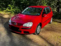 Second-hand VW Golf IV 75 CP (55 kW) 2006 Roșu Berlinǎ