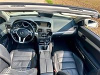 Gebraucht Mercedes E200 AMG 184 PS (135 kW) 2012 Weiß Cabrio