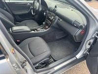 Gebraucht Mercedes C180 143 PS (105 kW) 2004 Silber Kombi