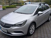Używany Opel Astra Dynamic 105 KM (77 kW) 2016 Srebrny Kombi