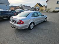 Gebraucht Mercedes E220 150 PS (110 kW) 2002 Silber Limousine