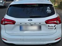 Gebraucht Ford Focus Trend 120 PS (88 kW) 2018 Weiß Kombi