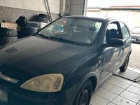 Second-hand Opel Corsa 60 CP (44 kW) 2004 Negru Hatchback