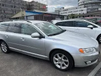 Gebraucht Volvo V70 Momentum 181 PS (133 kW) 2014 Silber Kombi