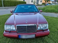 Gebraucht Mercedes E320 220 PS (161 kW) 1995 Rot Cabrio
