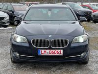 Gebraucht BMW 525 Luxury Line 218 PS (160 kW) 2014 Blau Kombi