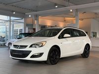 Gebraucht Opel Astra Selection 101 PS (74 kW) 2012 Weiß Kombi