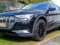 Gebraucht Audi e-tron Premium 230 kW (313 PS) 2021 Schwarz SUV