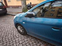 Gebraucht Mitsubishi Space Star Plus 71 PS (52 kW) 2015 Blau Kleinwagen