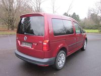 Usata VW Caddy 125 CV (91 kW) 2016 Rosso Monovolume
