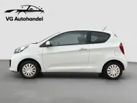 Gebraucht Kia Picanto Edition 7 69 PS (50 kW) 2012 Schneeweiss Kleinwagen