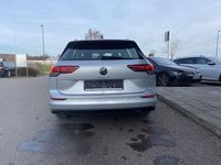 Second-hand VW Golf VIII Active 116 CP (85 kW) 2022 Argintiu Break