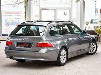 Gebraucht BMW 525 Exclusive 197 PS (144 kW) 2007 Grau Kombi
