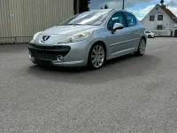 Gebraucht Peugeot 207 150 PS (110 kW) 2008 Silber Limousine