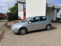 Gebraucht VW Golf IV Sportline 116 PS (85 kW) 2004 Reflexsilber metallic Kleinwagen