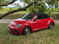Gebraucht VW Beetle Cabriolet 105 PS (77 kW) 2016 Rot Cabrio