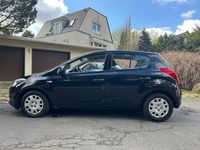 Gebraucht Hyundai i20 Classic 86 PS (63 kW) 2014 Schwarz Kleinwagen