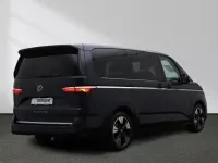 Gebraucht VW Multivan Style 150 PS (110 kW) 2026 Blau Van / Kleinbus