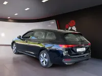 Gebraucht VW Passat Basis 150 PS (110 kW) 2025 Kombi