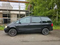 Używany Seat Alhambra 2004 Czarny Minivan