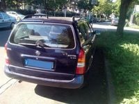 Gebraucht Opel Astra 103 PS (75 kW) 1999 Blau metallic Kombi