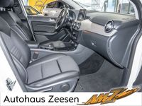 Gebraucht Mercedes B220 Style 170 PS (125 kW) 2018 Calcitweiss Van / Kleinbus