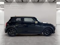 Gebraucht Mini Cooper 136 PS (100 kW) 2023 Grün Kleinwagen