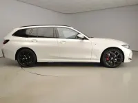 Gebraucht BMW 330e M Sport 292 PS (214 kW) 2026 Weiß Kombi
