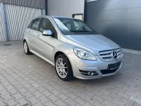 Gebraucht Mercedes B200 136 PS (100 kW) 2009 Silber Van / Kleinbus