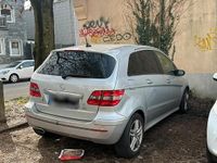 Gebraucht Mercedes 200 140 PS (102 kW) 2006 Silber Limousine