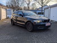 Gebraucht BMW 118 143 PS (105 kW) 2011 Schwarz Kleinwagen