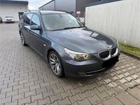 Gebraucht BMW 525 218 PS (160 kW) 2007 Grau Kombi