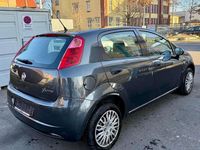 Gebraucht Fiat Grande Punto 77 PS (56 kW) 2012 Grau Kleinwagen
