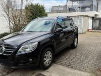 Gebraucht VW Tiguan Team 140 PS (102 kW) 2010 Schwarz SUV