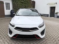 Gebraucht Kia ProCeed GT GT 204 PS (150 kW) 2022 Weiß Kleinwagen