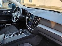 Gebraucht Volvo XC60 Core 197 PS (144 kW) 2022 Blau SUV