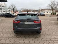 Second-hand Kia Ceed 140 CP (102 kW) 2025 Negru Hatchback