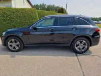 Gebraucht Mercedes GLC220 194 PS (142 kW) 2022 Ung. schwarz  unilack SUV