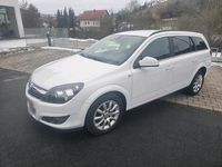 Gebraucht Opel Astra 110 PS (80 kW) 2010 Weiß Limousine