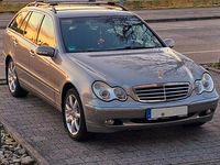 Second-hand Mercedes C200 Elegance 163 CP (119 kW) 2002 Gri Break