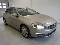 Gebraucht Volvo V60 Momentum 181 PS (133 kW) 2014 Beige Kombi