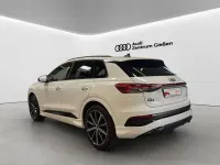 Gebraucht Audi Q4 e-tron Comfort 194 kW (265 PS) 2023 Gletscherweiß metallic SUV