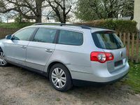 Usata VW Passat 105 CV (77 kW) 2007 Argento Station wagon