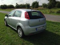 Gebraucht Fiat Grande Punto 65 PS (47 kW) 2008 Silber metallic Kleinwagen