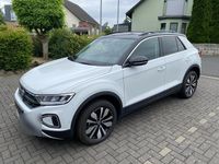 Gebraucht VW T-Roc Move 150 PS (110 kW) 2024 Weiß SUV