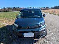 Gebraucht Peugeot Partner 131 PS (96 kW) 2025 Blau Van / Kleinbus