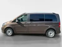 Gebraucht Mercedes V250 Edition 190 PS (139 kW) 2018 Braun Van / Kleinbus