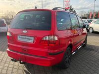 Gebraucht Ford Galaxy Ghia 140 PS (102 kW) 2003 Rot Van / Kleinbus